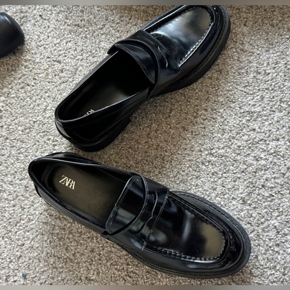 Zara  Black Loafers size 39 - Picture 5 of 11
